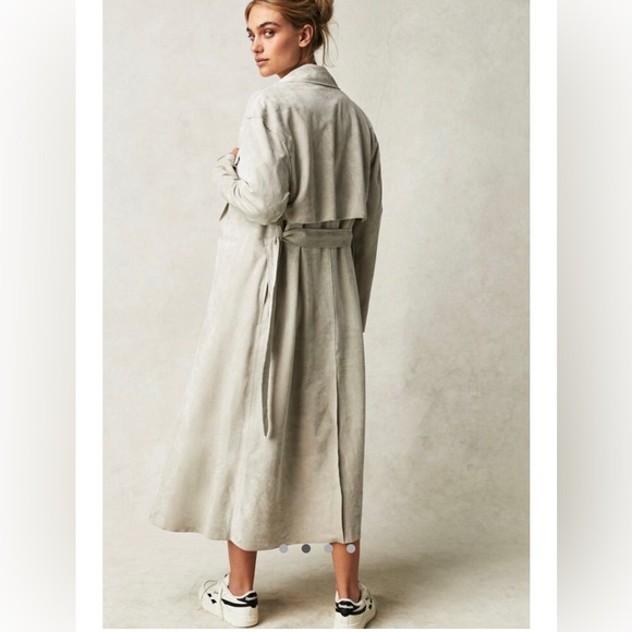 Free People x Blank NYC Vegan Suede Trench Iced Chai - Picture 2 of 4